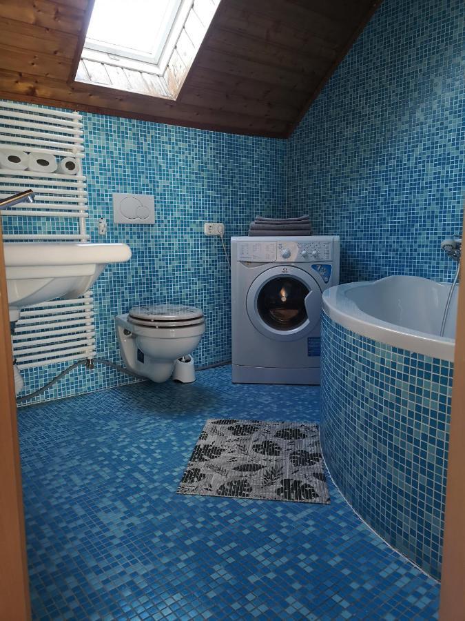 Szigeti Apartmanhaz 페치 외부 사진